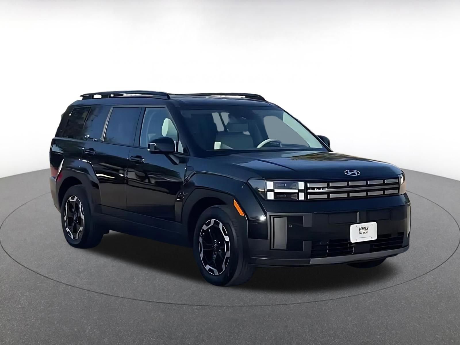 Used 2025 Hyundai Santa Fe SEL image 3