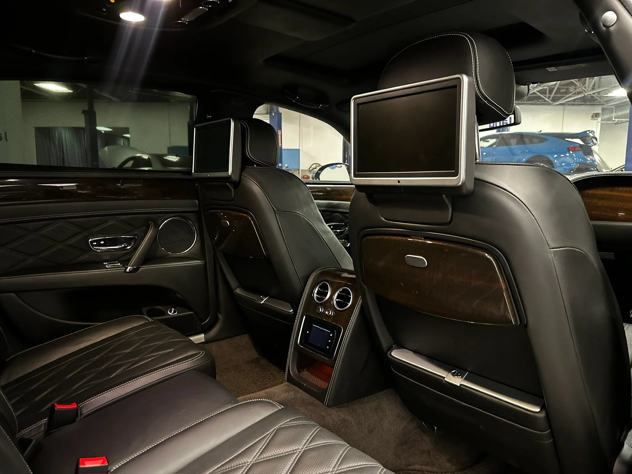 Used 2014 Bentley Flying Spur W12 AWD/4WD image 19