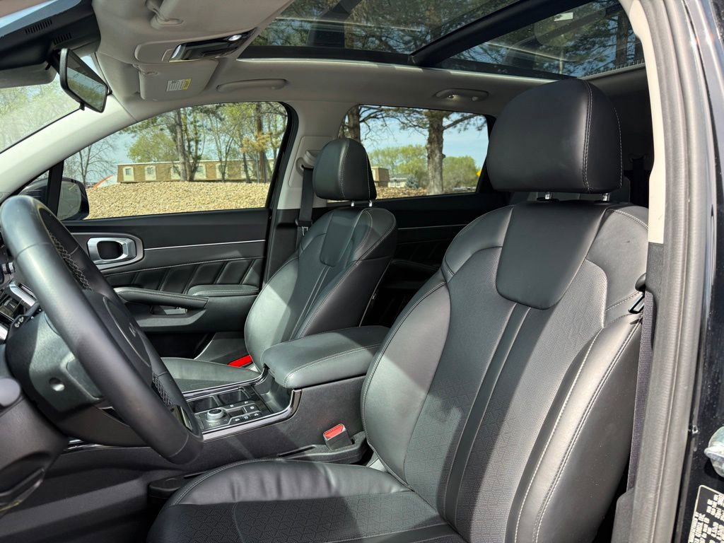 Used 2022 Kia Sorento SX image 14