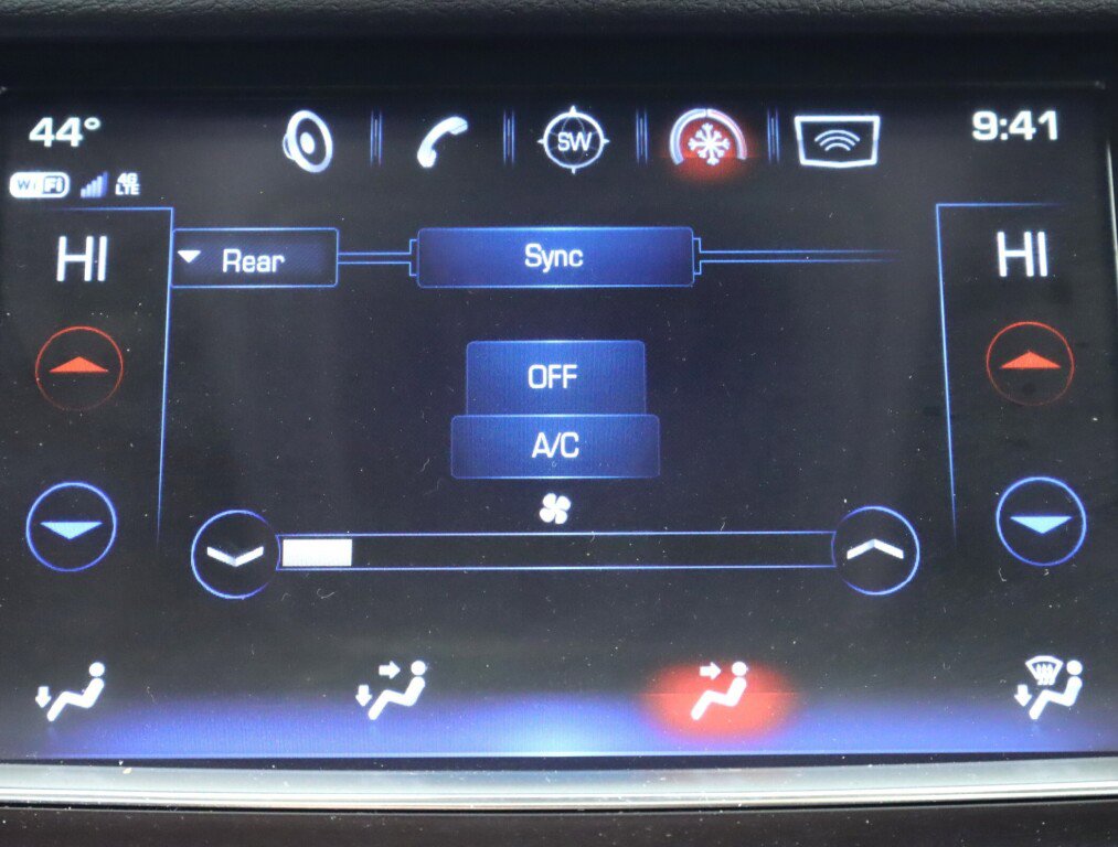 Used 2019 Cadillac XT5 Premium Luxury image 18