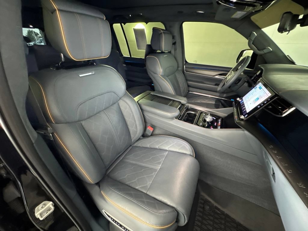 Certified 2024 Jeep Grand Wagoneer Series III w/ Rear Seat Video Group 1 AWD/4WD image 42