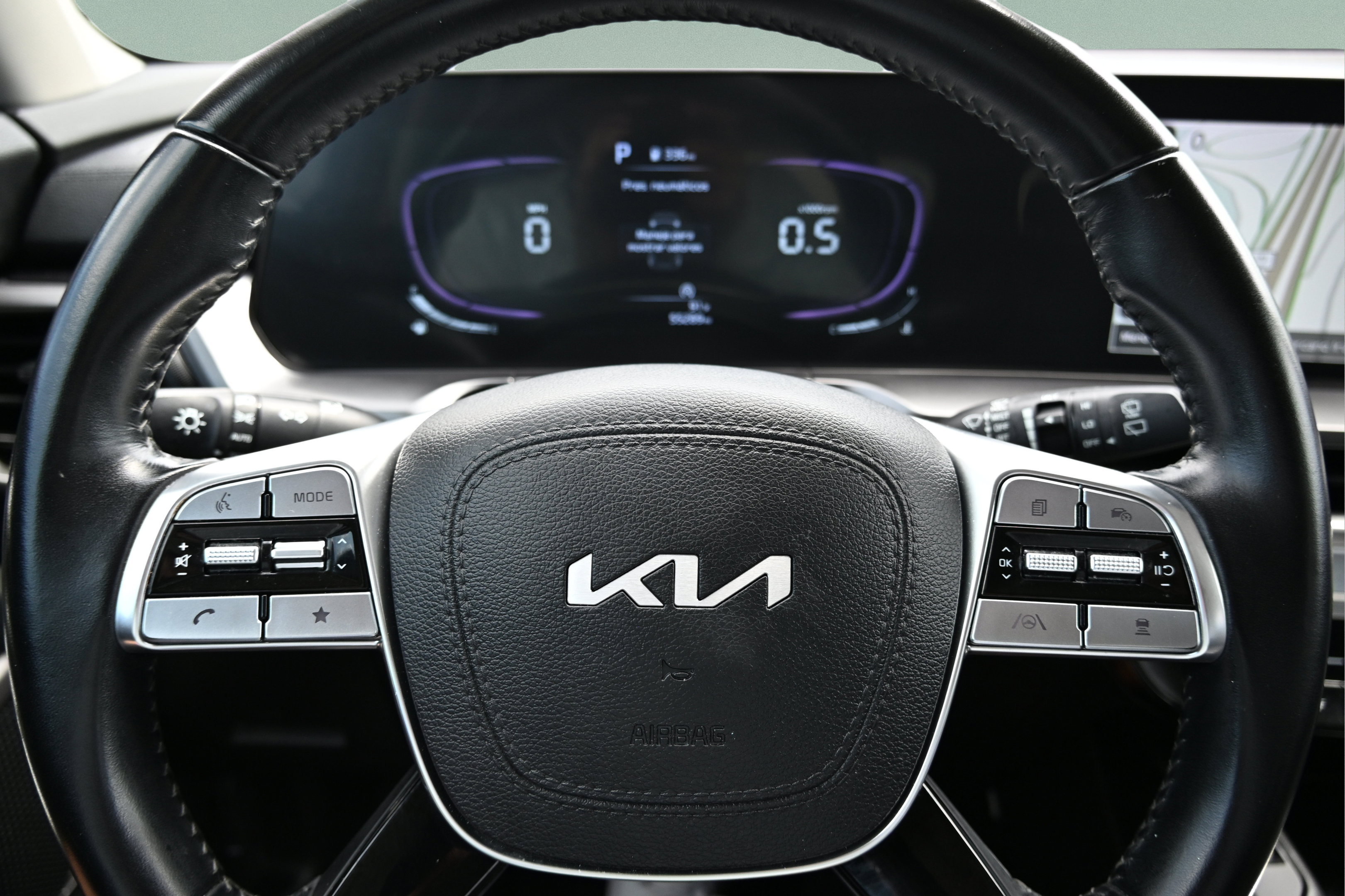 Used 2025 Kia Telluride S AWD/4WD image 31