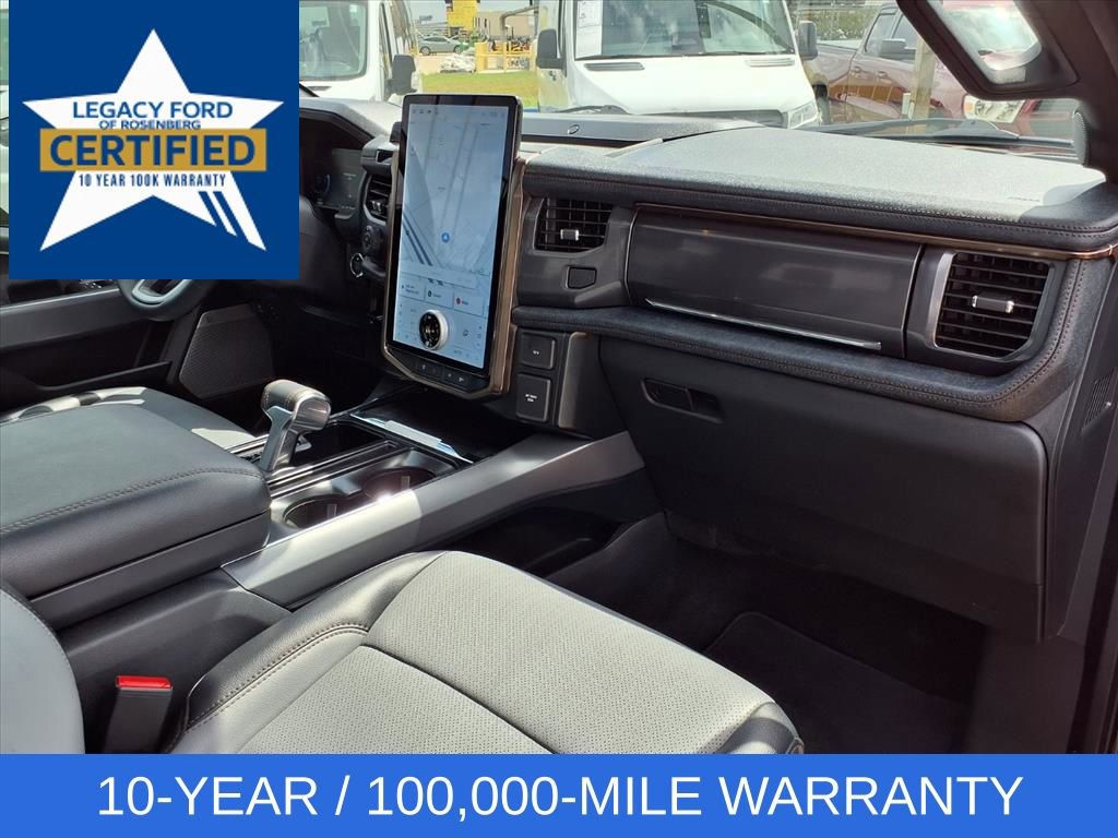 Used 2025 Ford F150 Lightning Lariat image 30