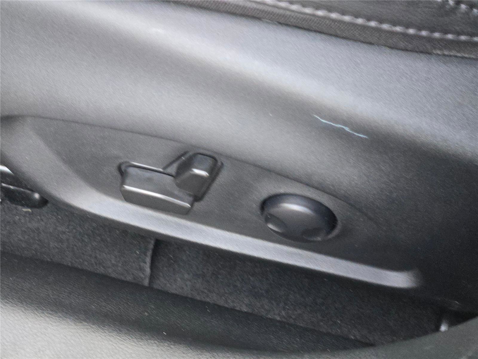 Used 2022 Jeep Compass Limited image 27