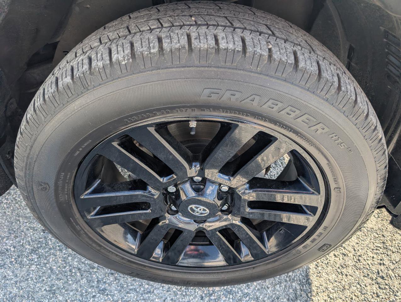 Used 2019 Toyota 4Runner Limited AWD/4WD image 4
