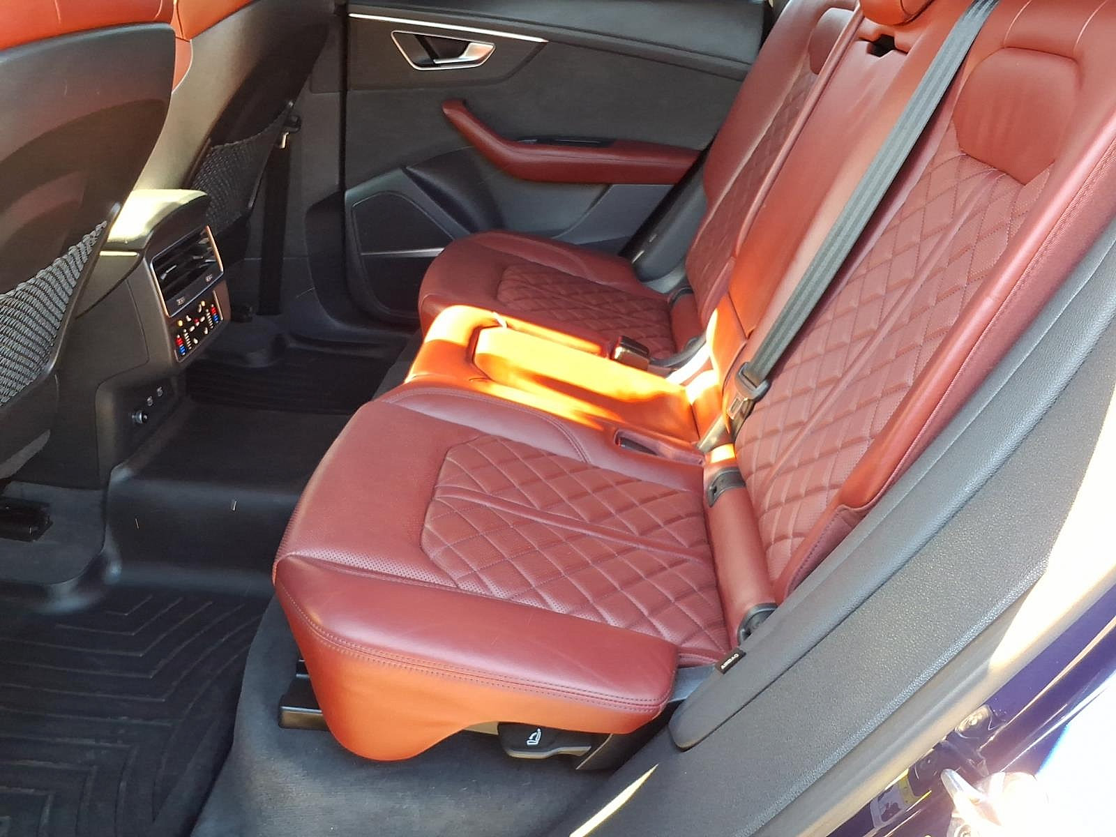 Used 2021 Audi SQ8 Prestige w/ Prestige Package AWD/4WD image 12