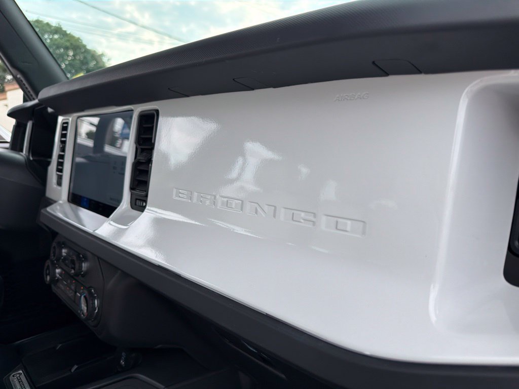 Used 2025 Ford Bronco 4-Door AWD/4WD image 23