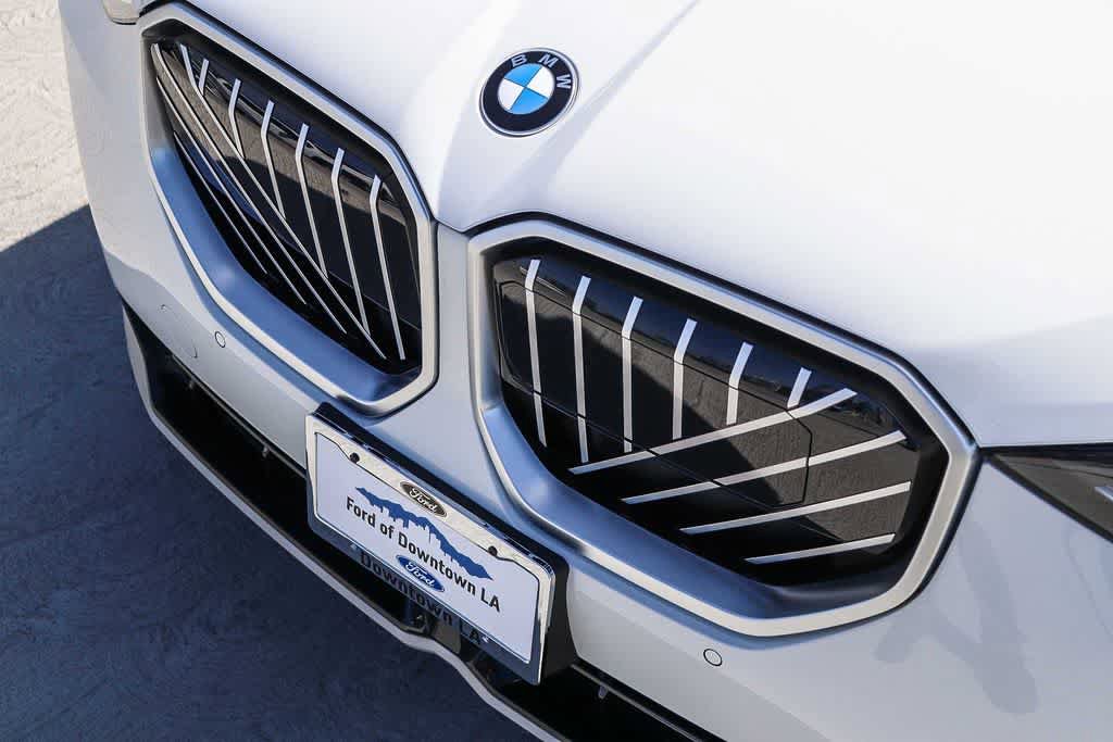 Used 2025 BMW X3 xDrive30i AWD/4WD image 8