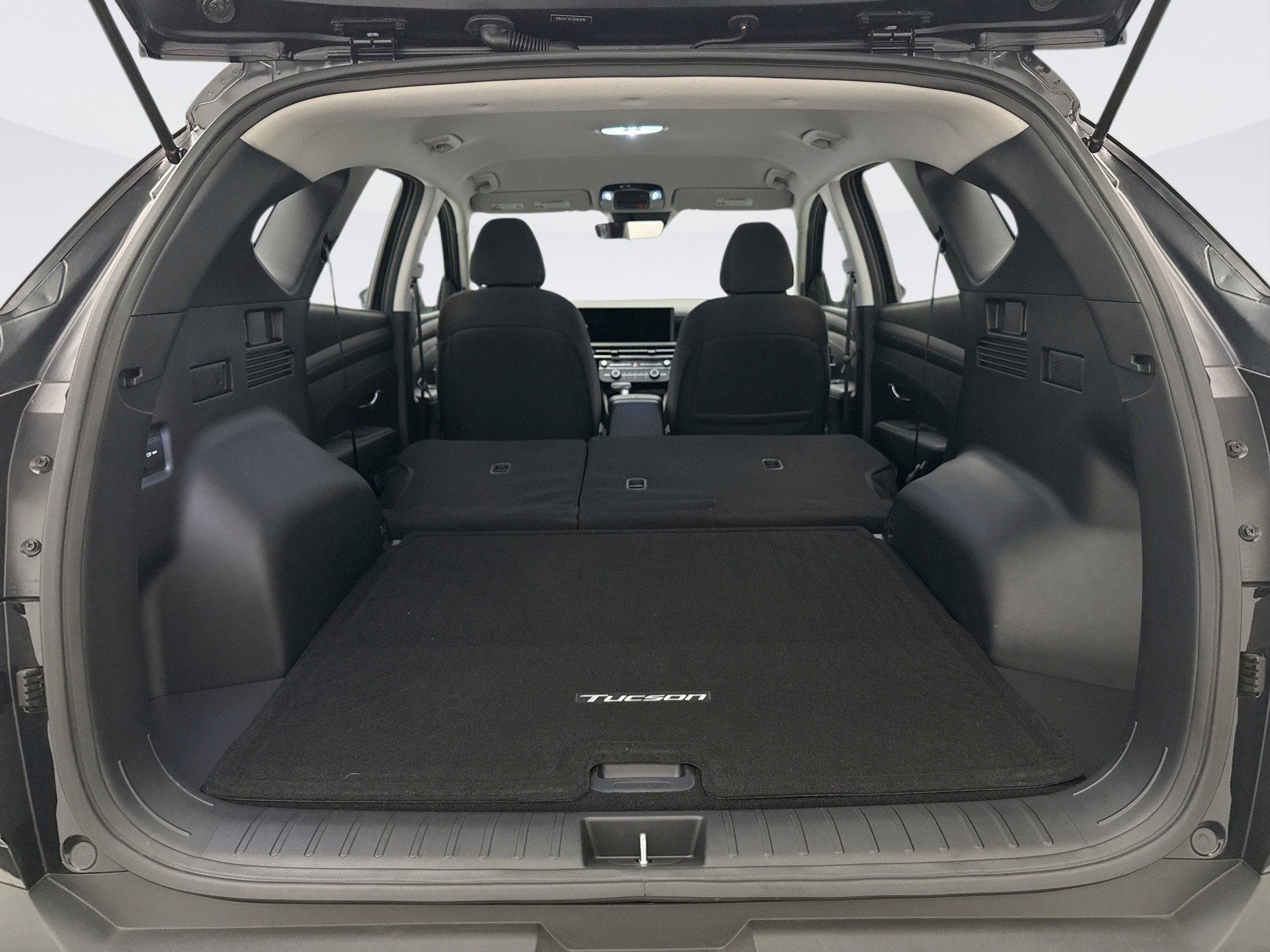 Used 2025 Hyundai Tucson SE image 20