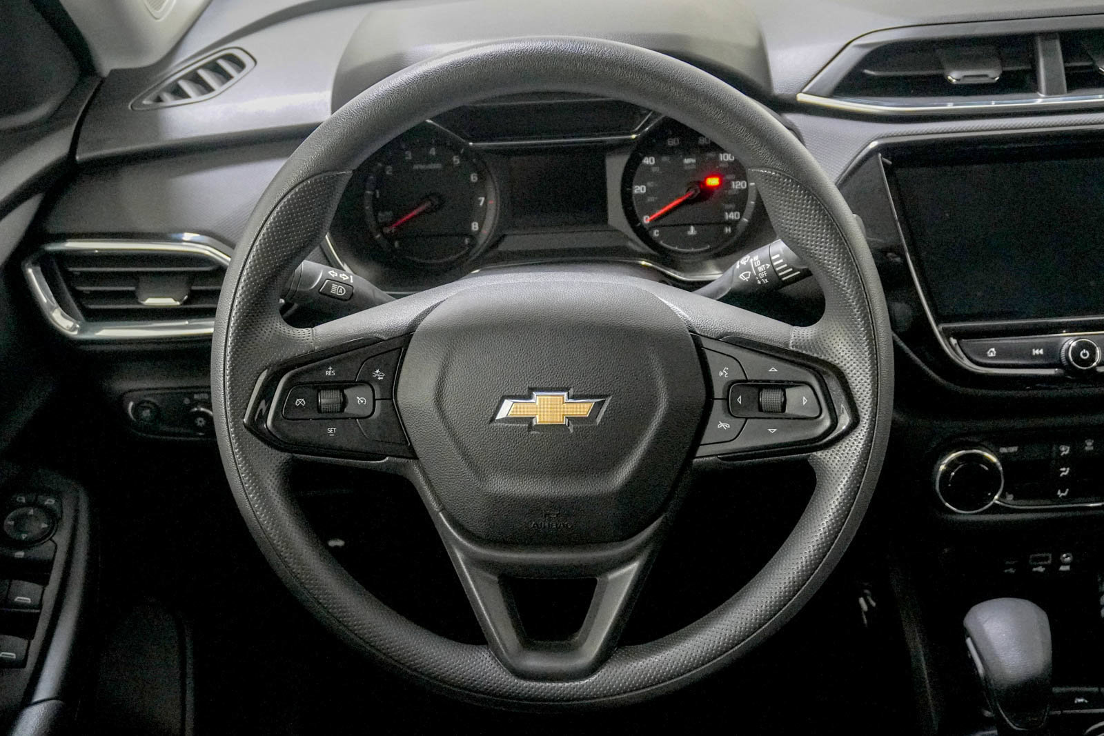 Used 2022 Chevrolet TrailBlazer LT w/ Convenience Package FWD image 19