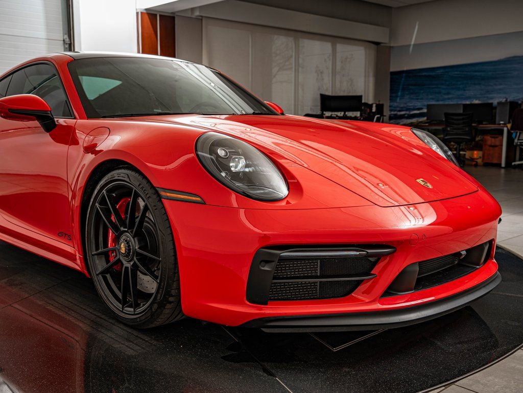 Certified 2024 Porsche 911 Carrera GTS RWD image 19