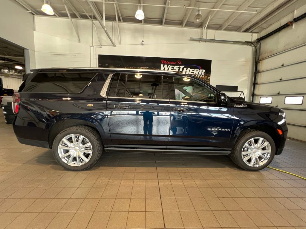 Used 2024 Chevrolet Suburban High Country image 27