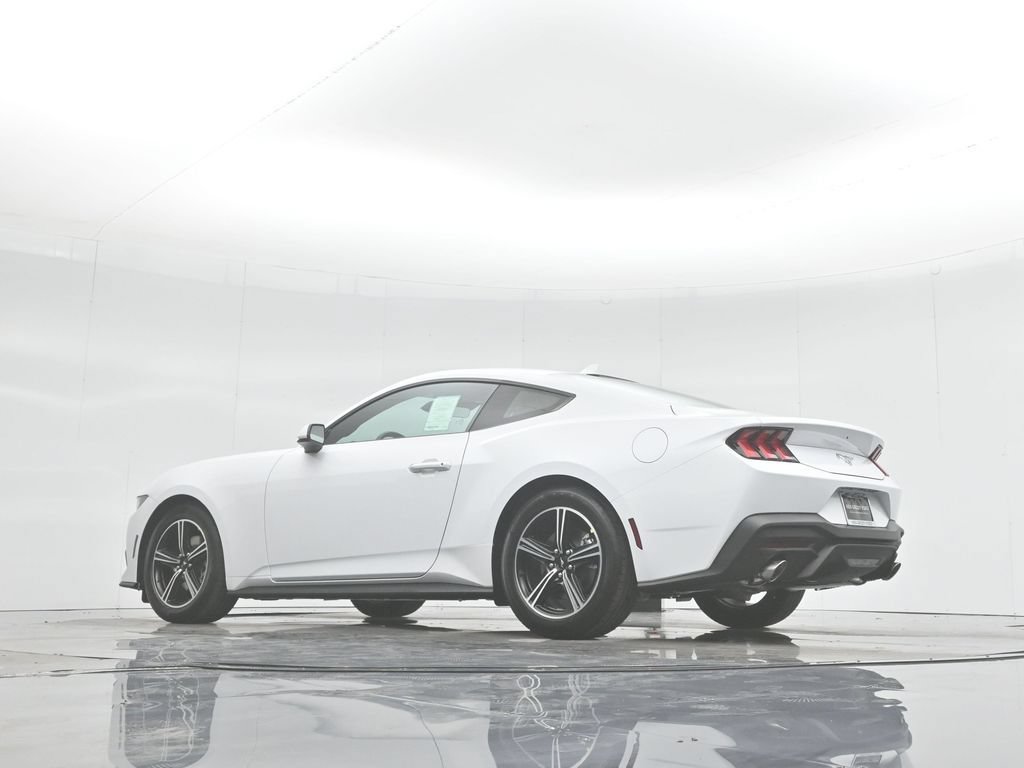 Used 2025 Ford Mustang Coupe RWD image 47