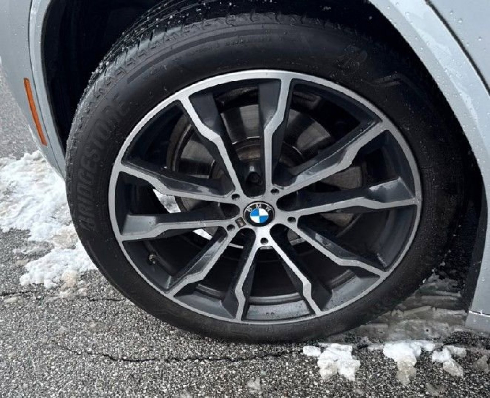 Used 2021 BMW X4 xDrive30i w/ M Sport Package image 12