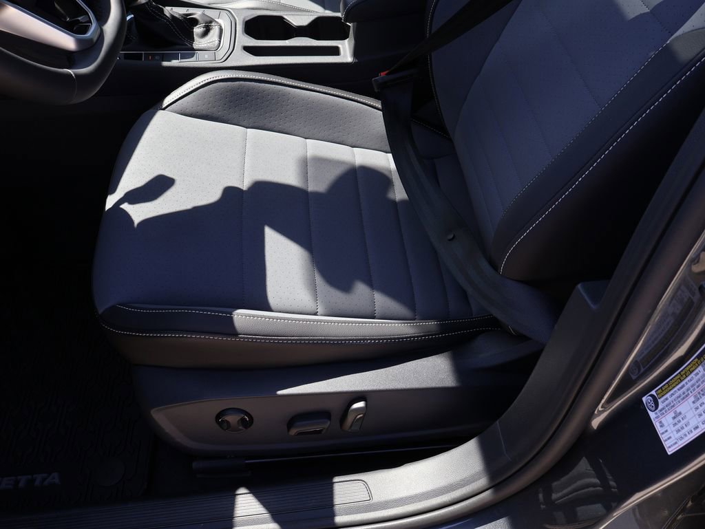 New 2026 Volkswagen Jetta SE FWD image 38