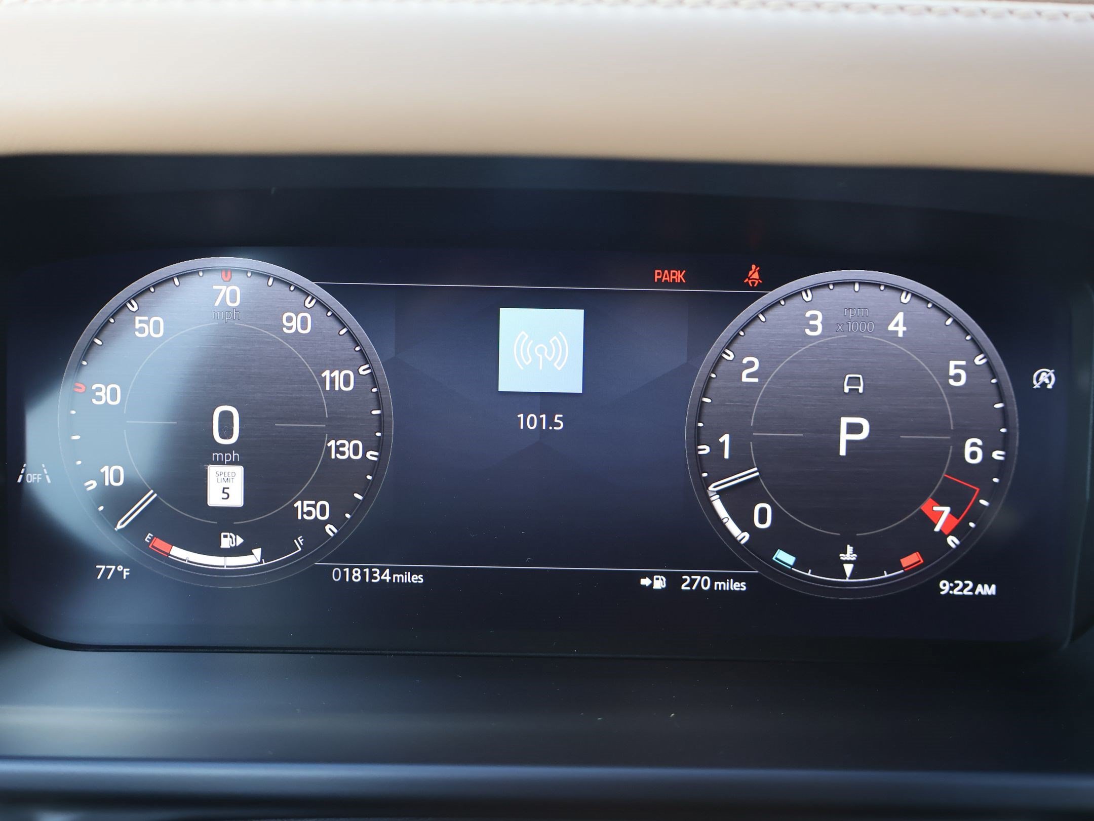 Certified 2025 Land Rover Defender 110 X-Dynamic SE AWD/4WD image 18