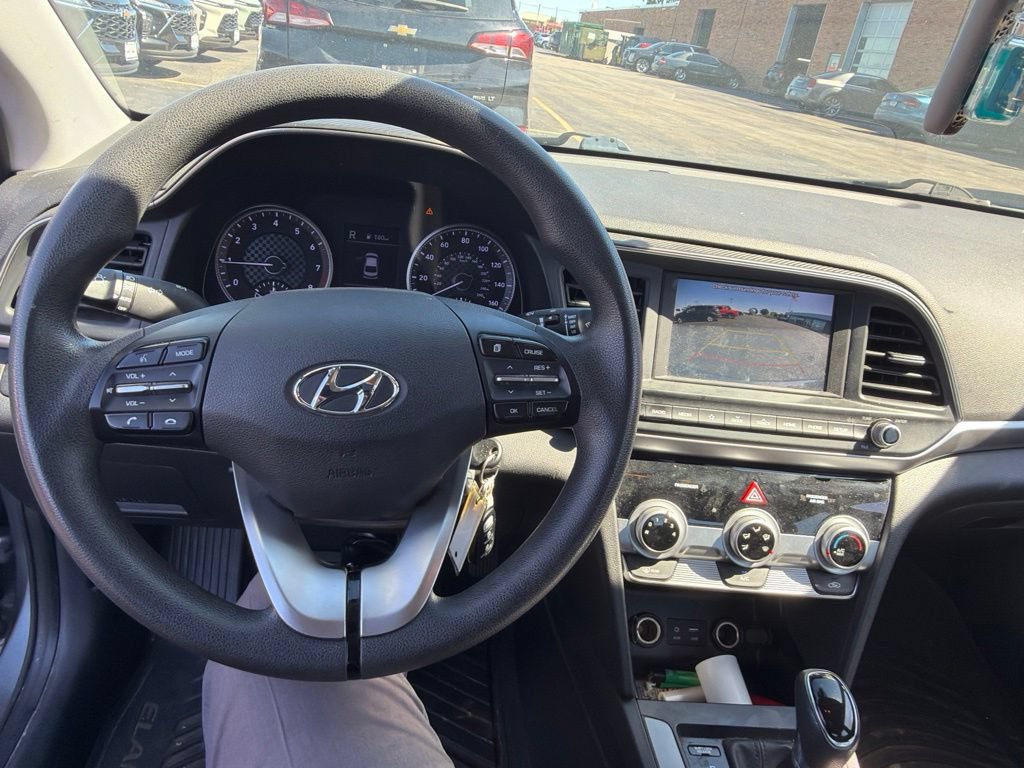 Used 2019 Hyundai Elantra SEL w/ Winter Weather Package FWD image 11