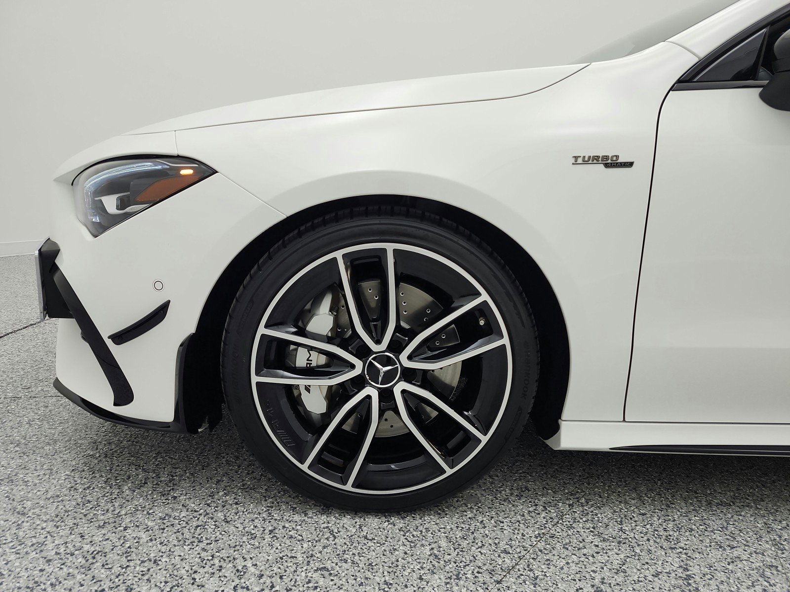 Used 2025 Mercedes-Benz CLA 35 AMG 4MATIC image 18