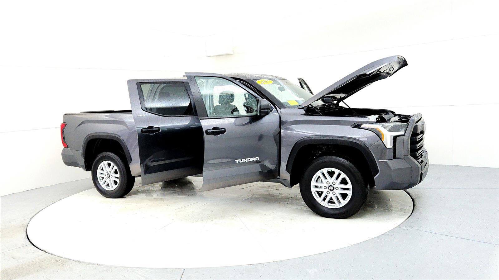 Used 2025 Toyota Tundra SR5 image 12