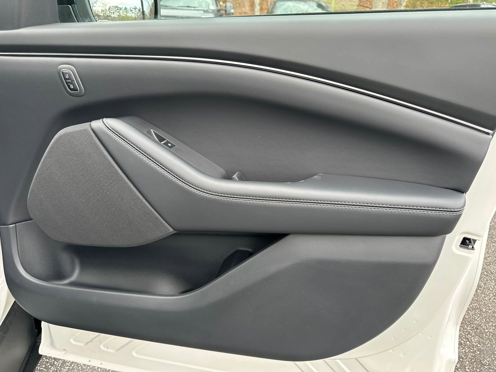 New 2026 Ford Mustang Mach-E Select w/ Comfort Package RWD image 15