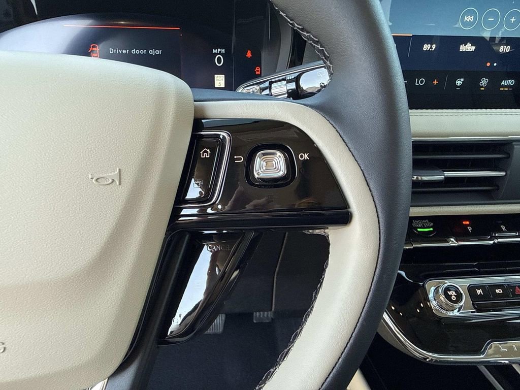 New 2026 Lincoln Corsair Premiere image 29