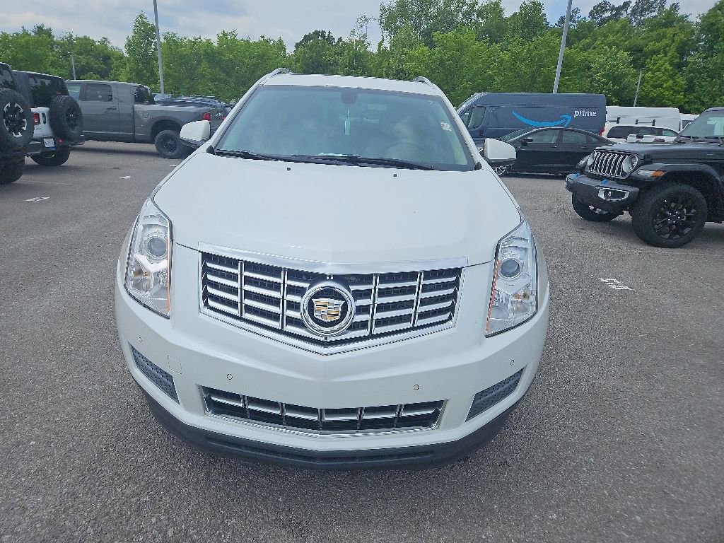 Used 2014 Cadillac SRX Luxury FWD image 2