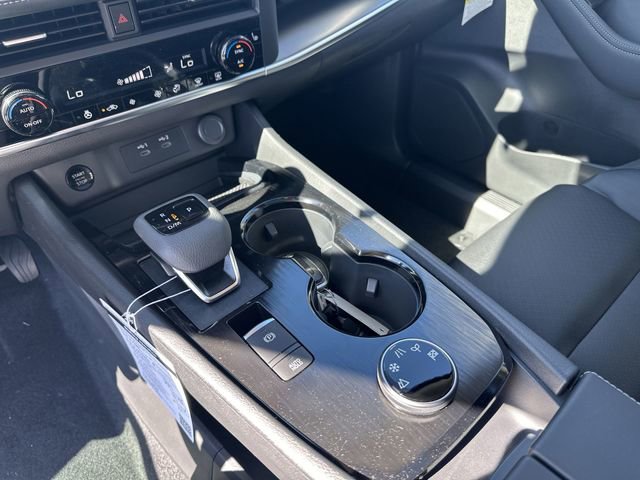 New 2026 Nissan Rogue SV image 24