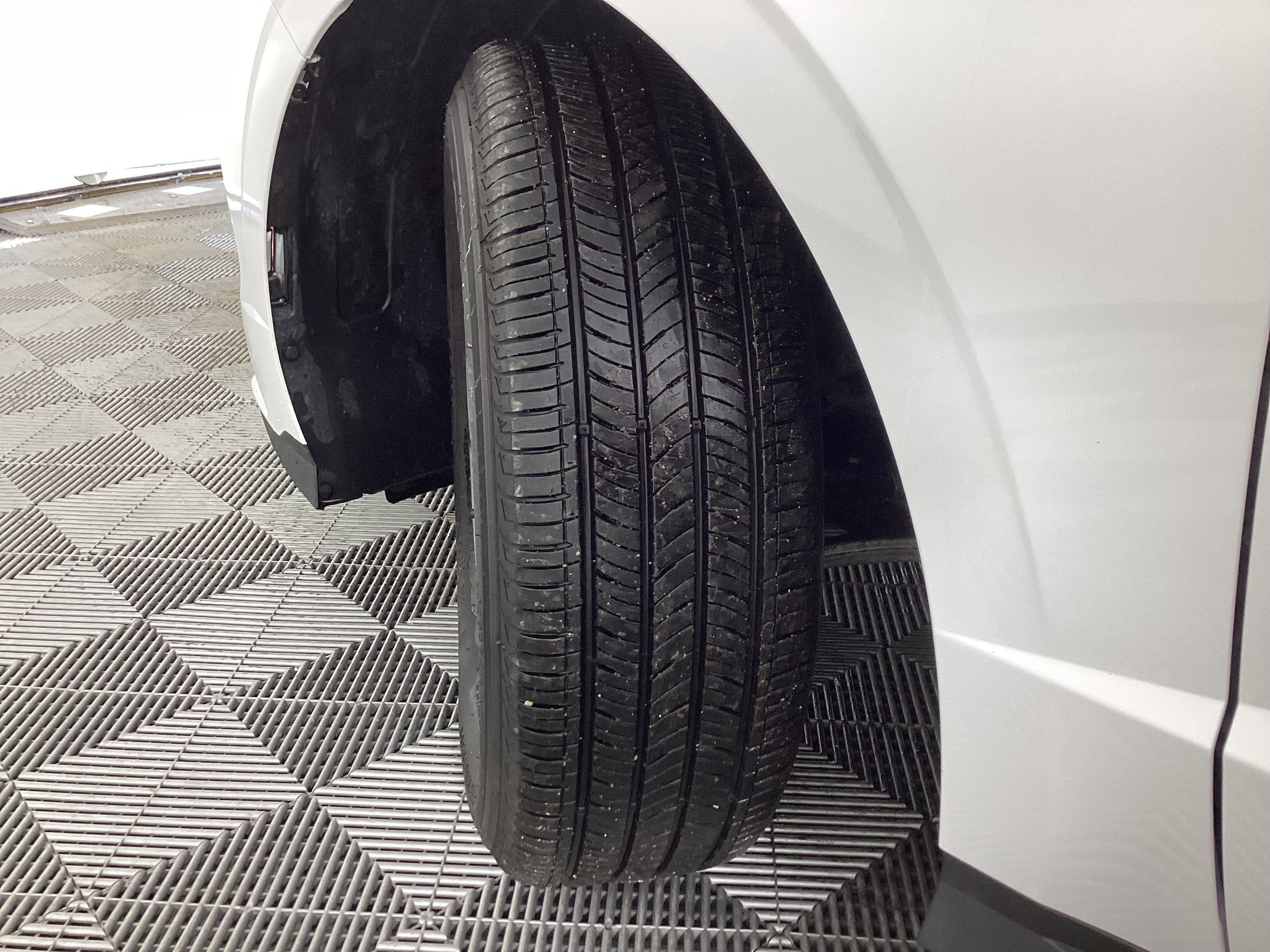 Certified 2025 Hyundai Sonata SE image 14