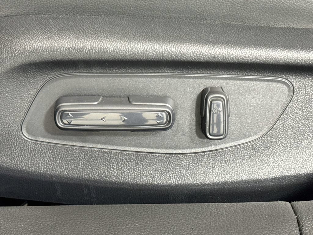 Used 2023 Honda Civic Touring image 16