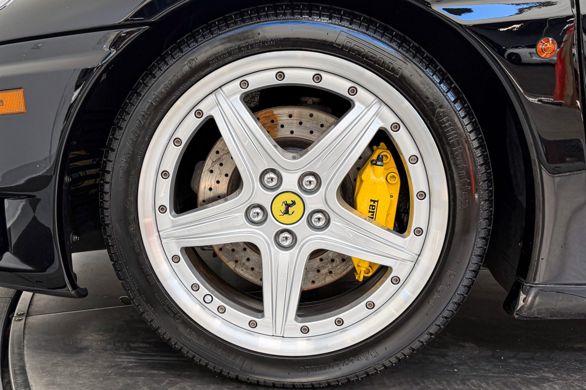Used 2004 Ferrari 360 Spider RWD image 10