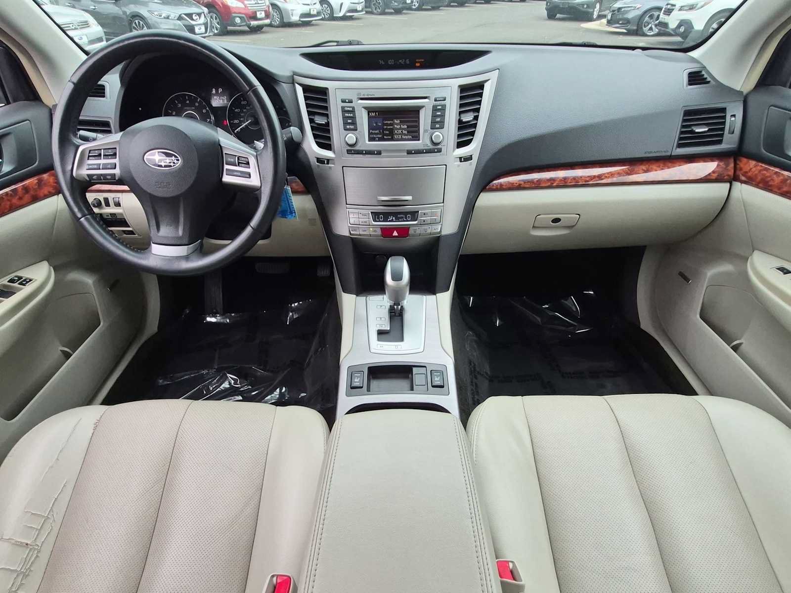 Used 2012 Subaru Outback 2.5i Limited w/ Moonroof Pkg AWD/4WD image 15