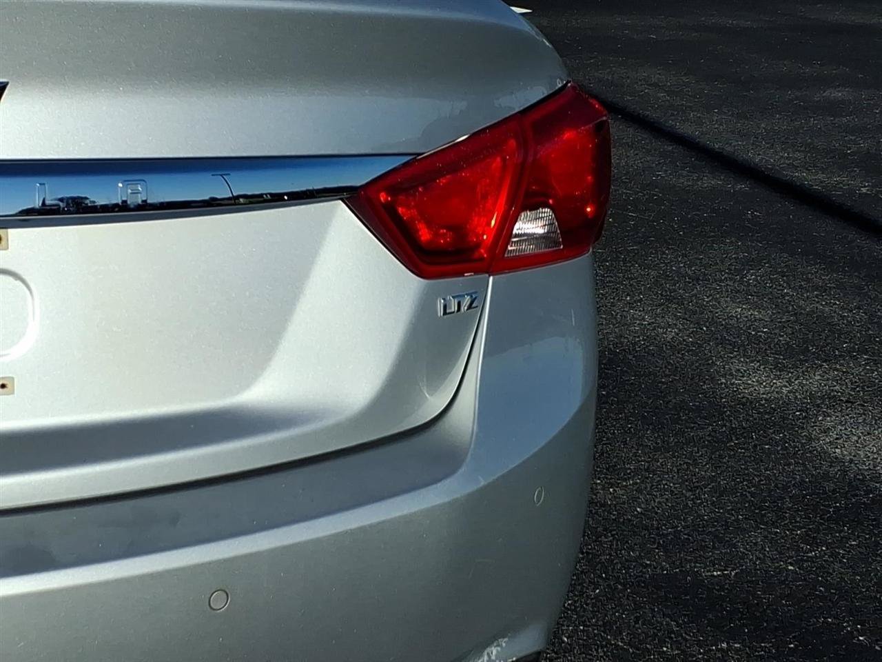 Used 2014 Chevrolet Impala LTZ FWD image 5