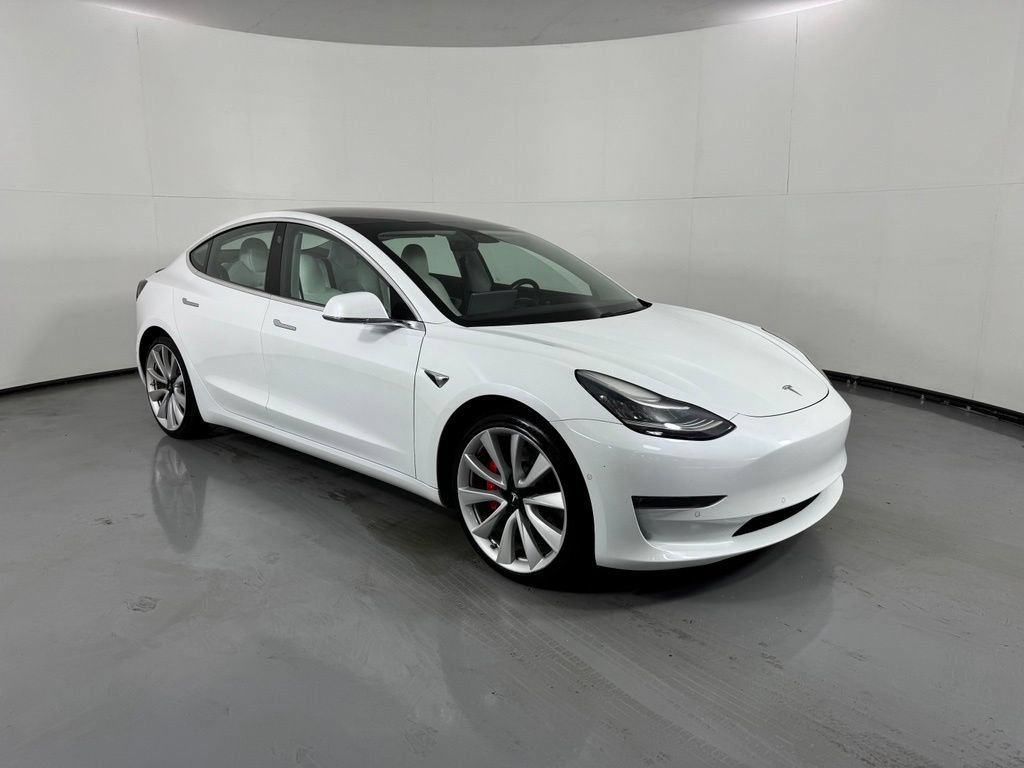 Used 2018 Tesla Model 3 Long Range AWD/4WD image 4