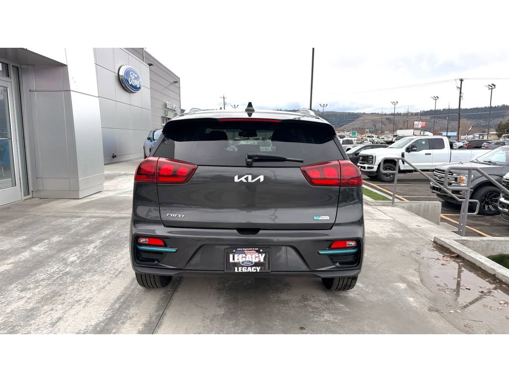 Used 2022 Kia Niro EX w/ Cold Weather Package image 8