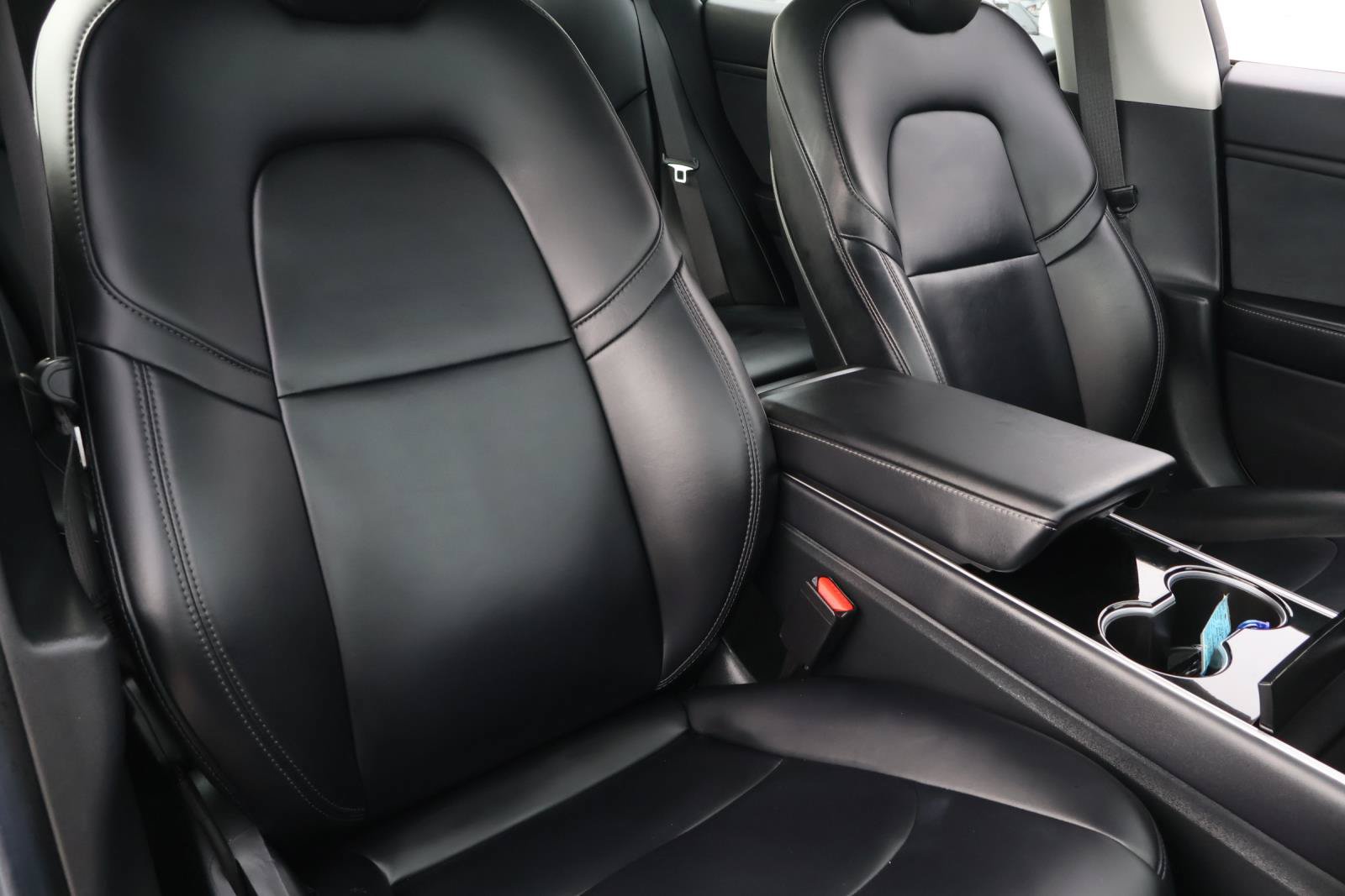 Used 2018 Tesla Model 3 Long Range RWD image 15