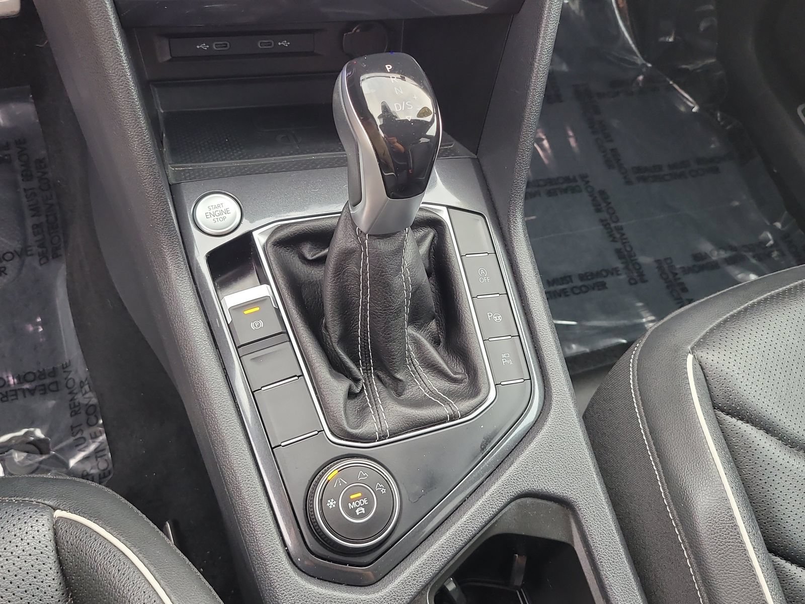 Used 2023 Volkswagen Tiguan SEL R-Line AWD/4WD image 25