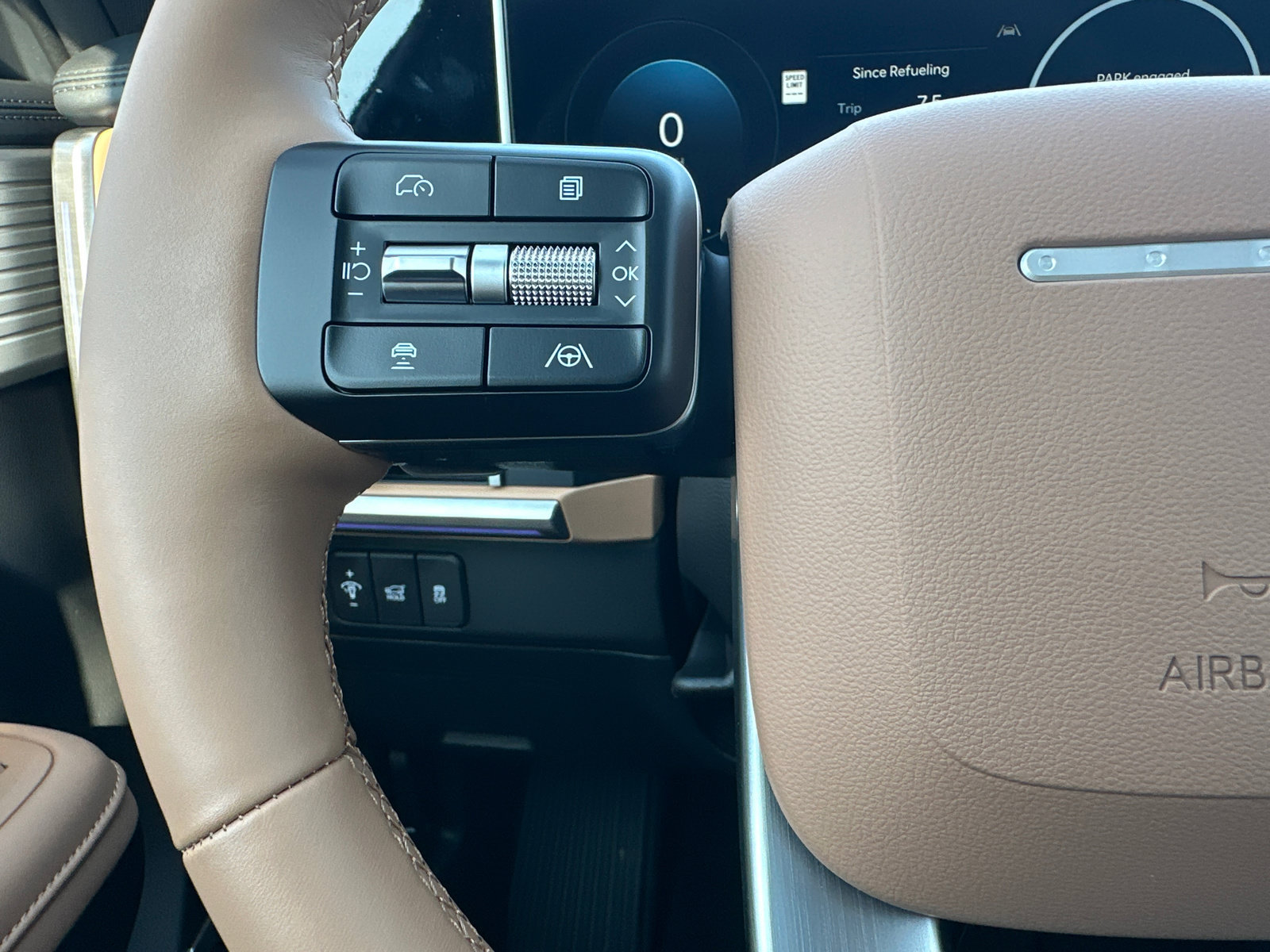 New 2027 Hyundai Santa Fe Limited FWD image 21