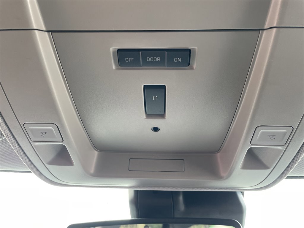 Used 2015 GMC Sierra 3500 Denali w/ Duramax Plus Package image 36