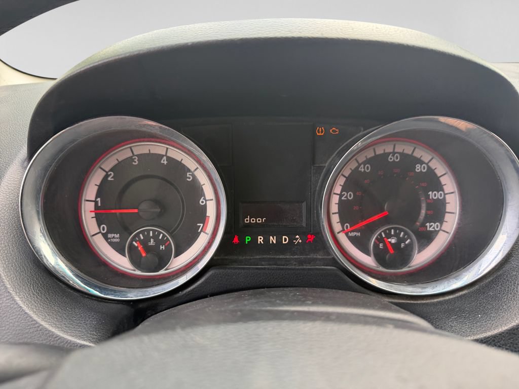 Used 2013 RAM C/V Tradesman FWD image 14