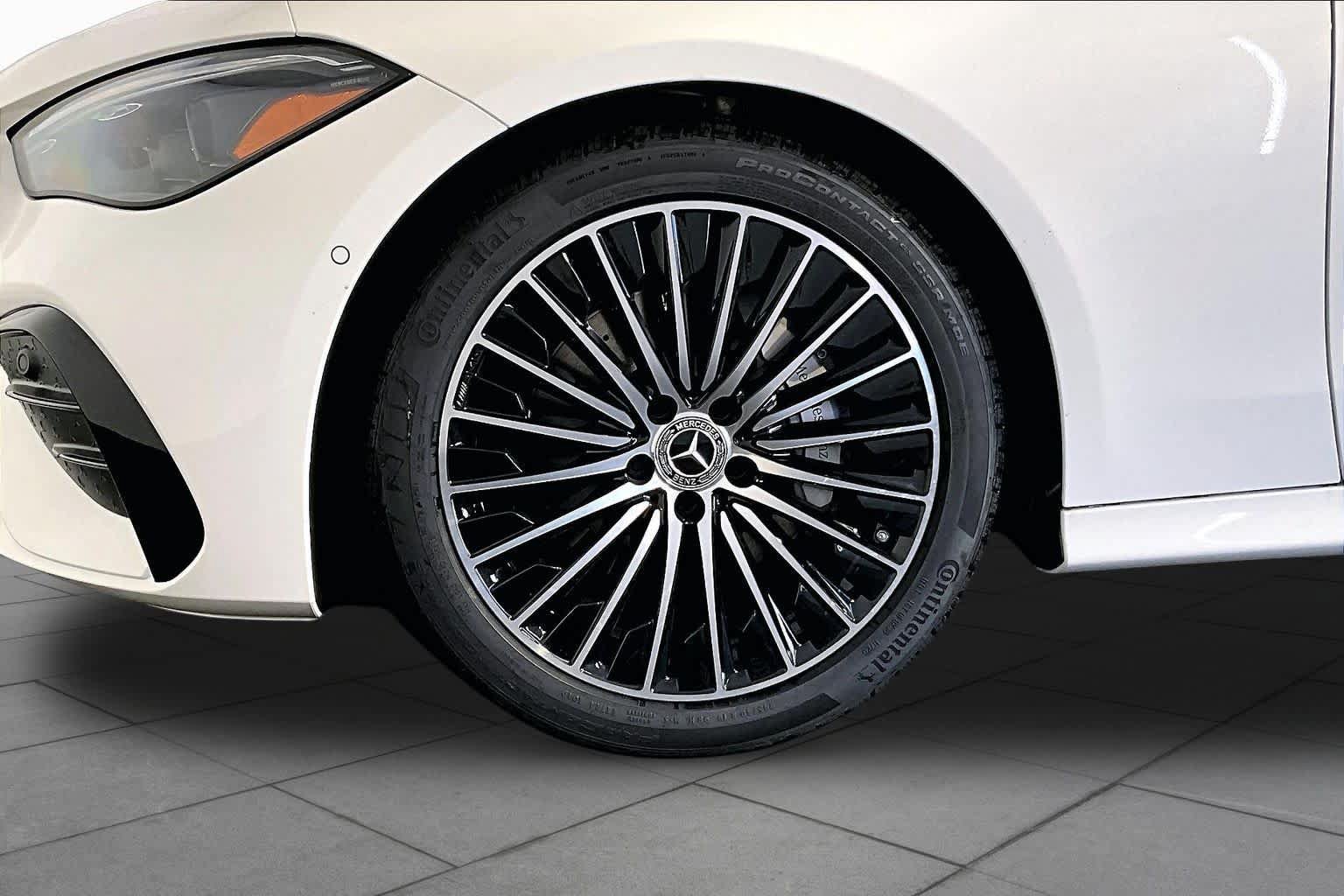 New 2027 Mercedes-Benz CLE 300 4MATIC Cabriolet image 17