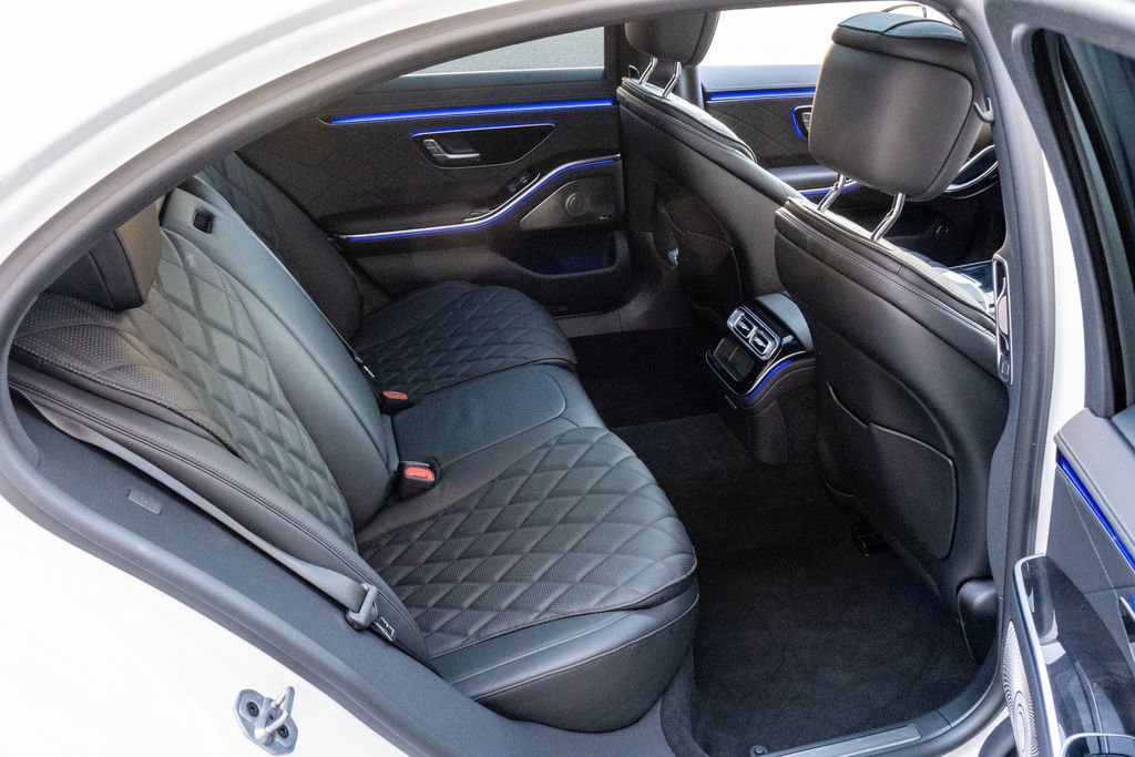Used 2024 Mercedes-Benz S 580 4MATIC Sedan image 30