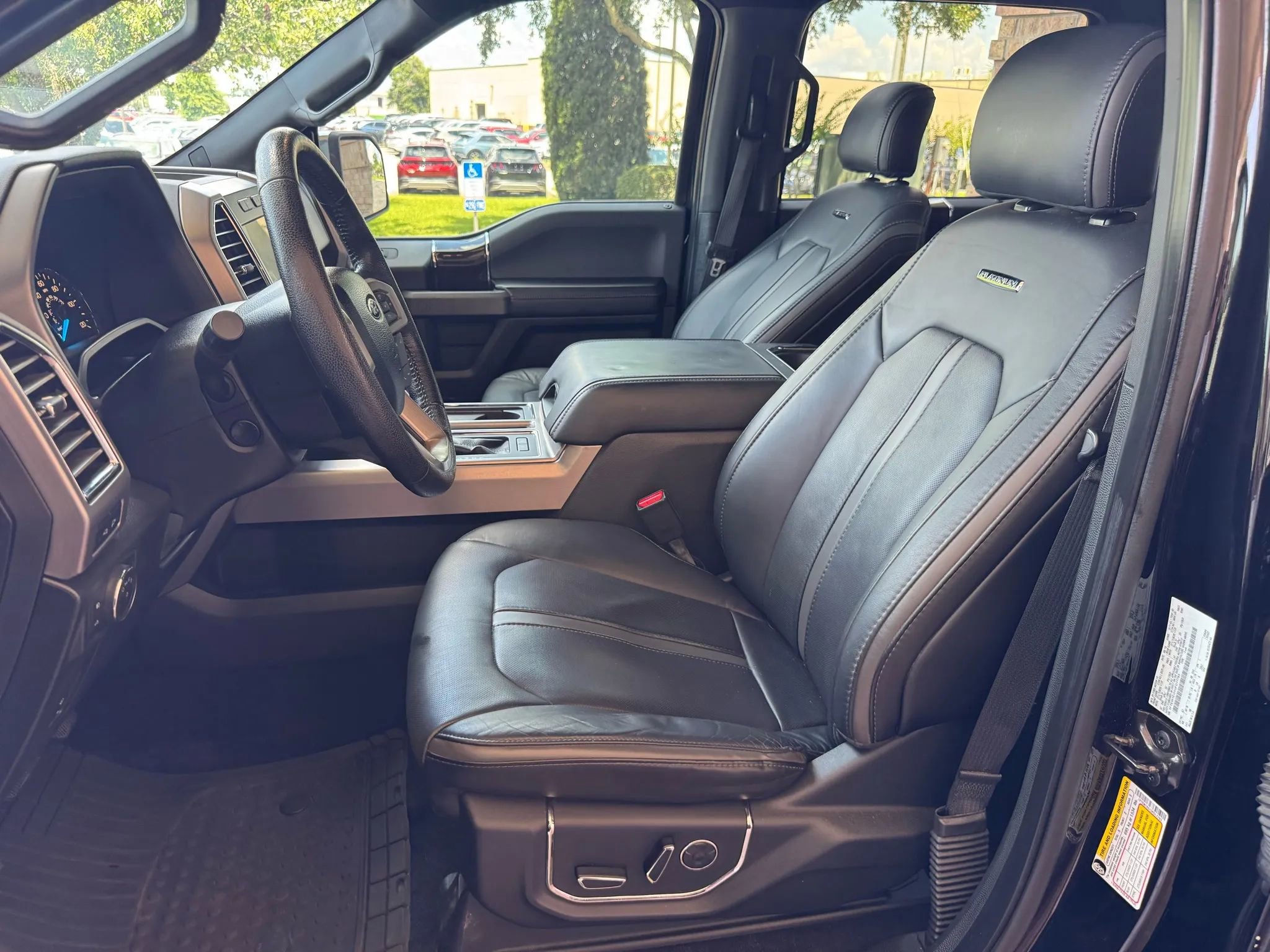 Used 2016 Ford F150 Platinum w/ Equipment Group 701A Luxury image 14