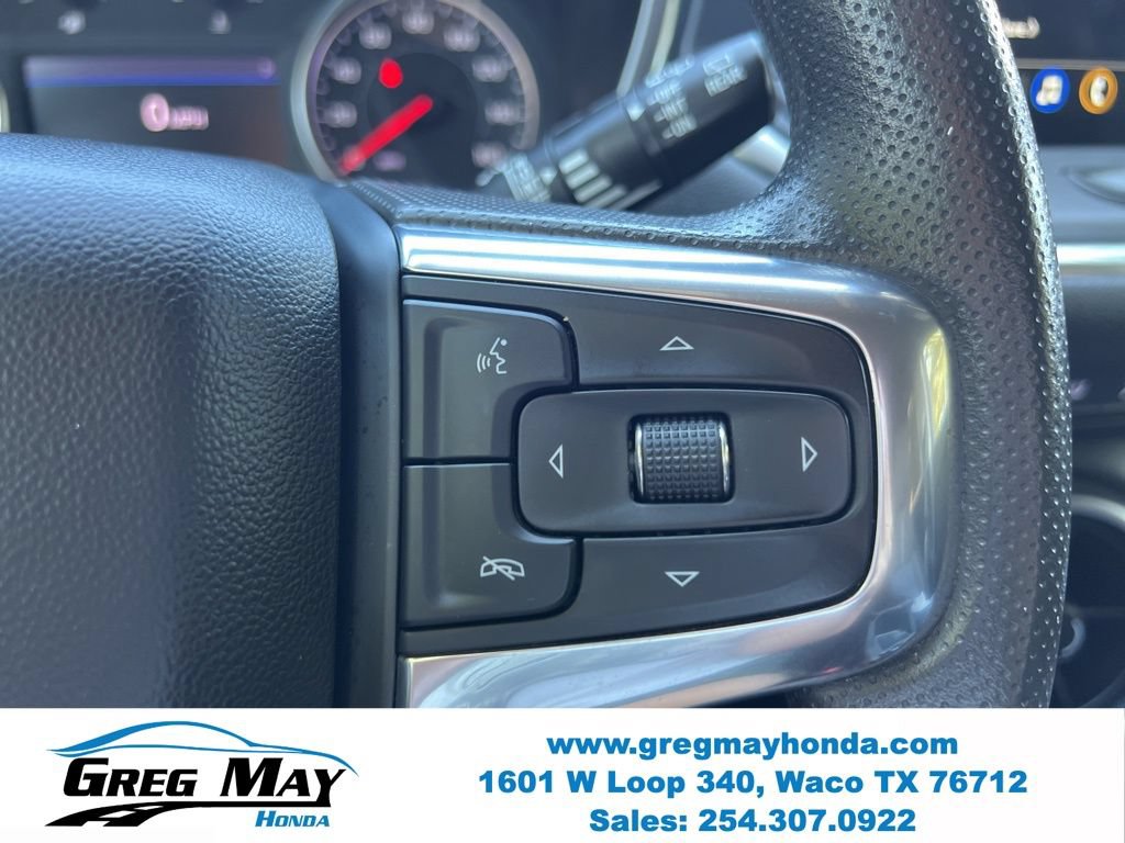 Used 2023 Chevrolet Blazer LT FWD image 13