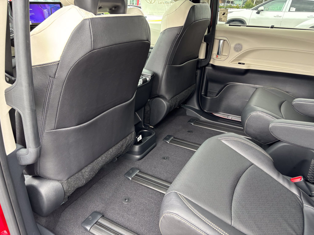 New 2026 Toyota Sienna Limited AWD/4WD image 30