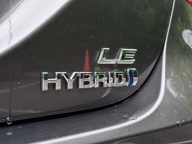Used 2024 Toyota Camry LE FWD image 30
