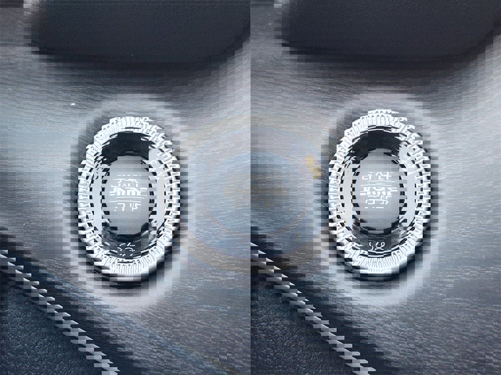 New 2025 Jeep Grand Cherokee L Limited w/ Trailer Tow Package image 16