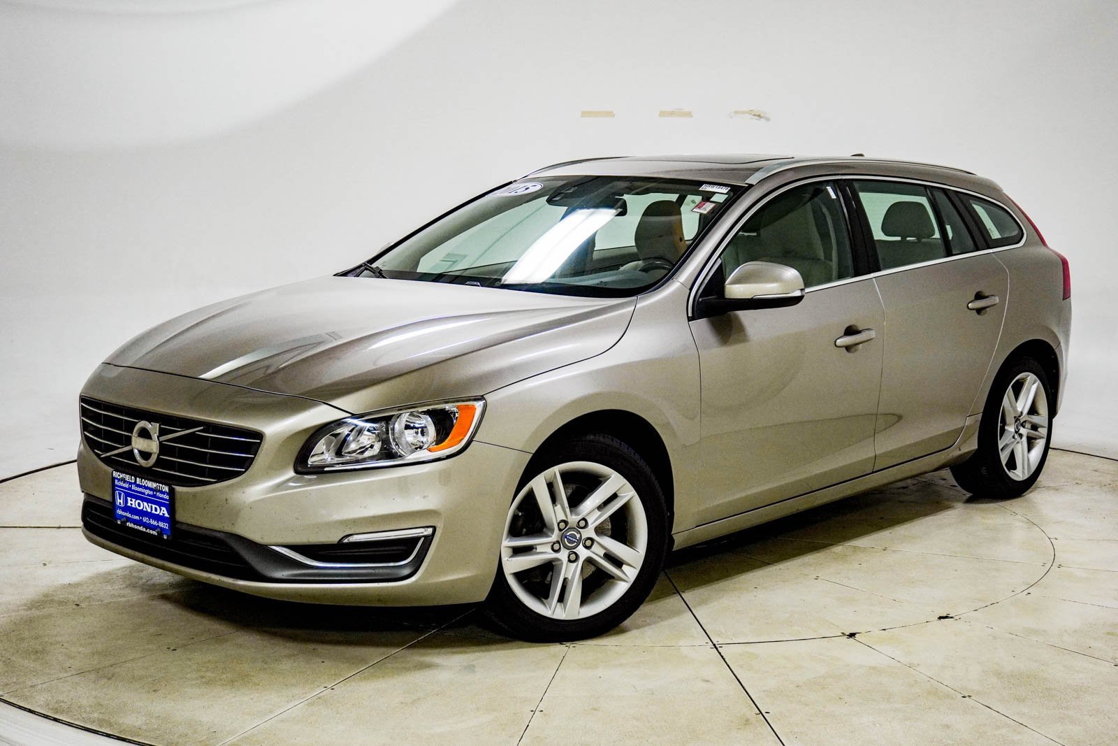 Used 2015 Volvo V60 T5 Premier