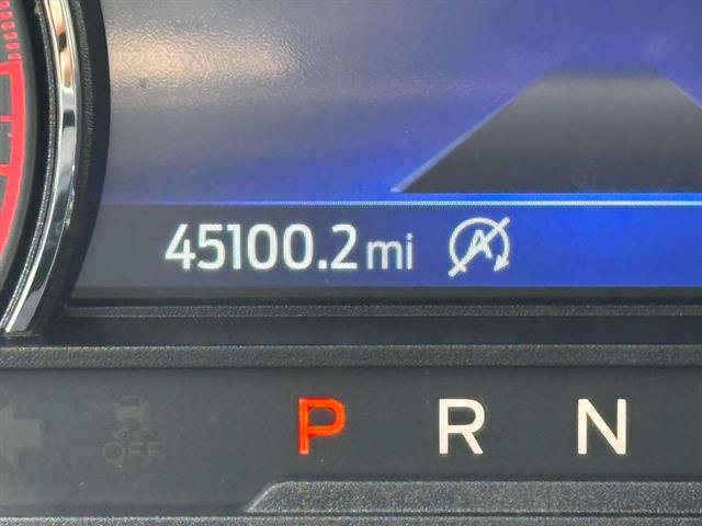 Used 2023 Ford Explorer XLT w/ Equipment Group 202A AWD/4WD image 17