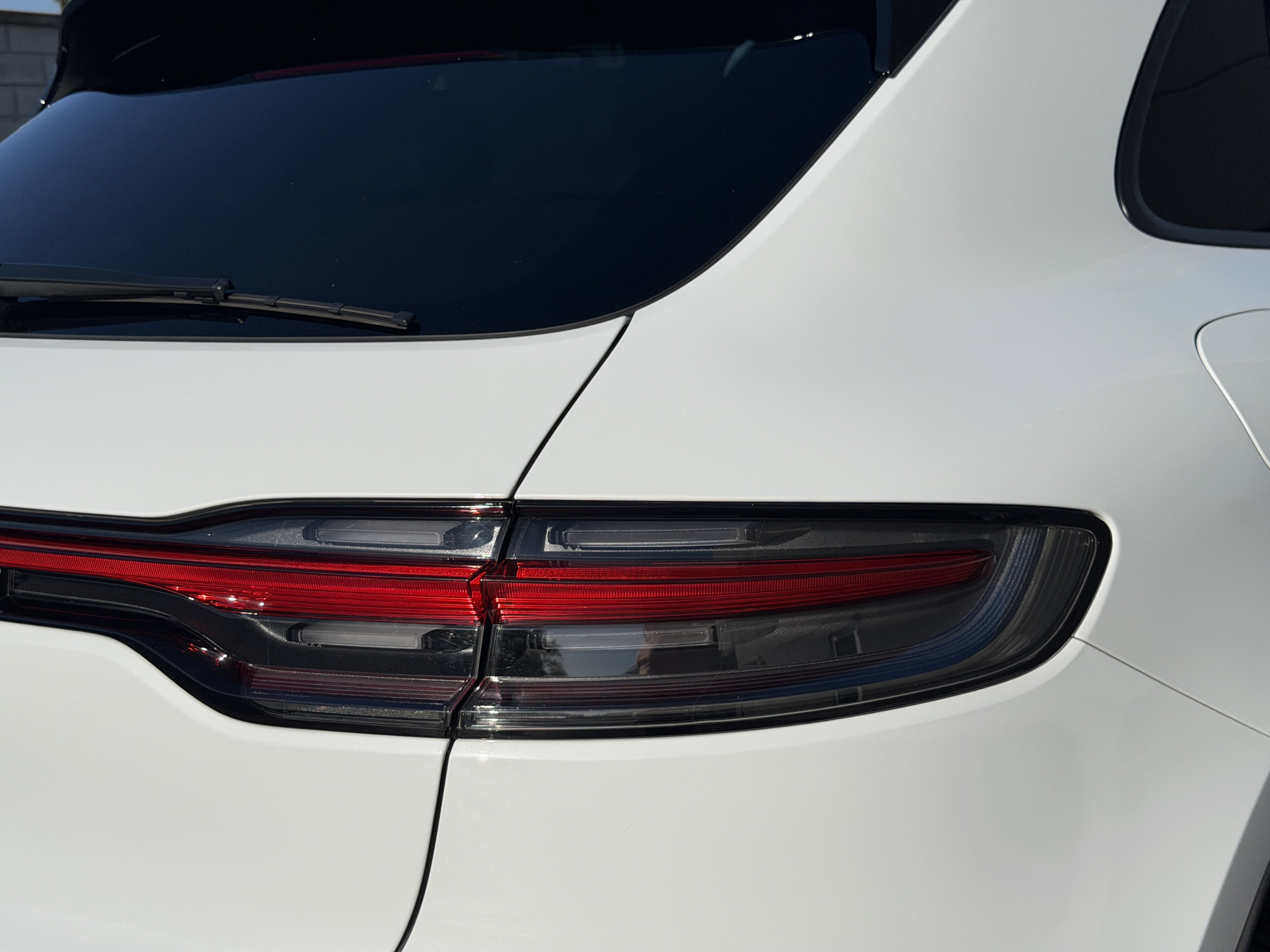 Used 2025 Porsche Macan image 14