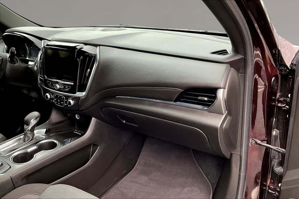 Used 2023 Chevrolet Traverse LT AWD/4WD image 24